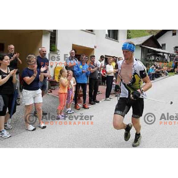 400 runners from 21 countries took part at 8th World Long Distance Mountain Running Challenge in Slovenia on June 18, 2011. Start in Petrovo Brdo, finish in Podbrdo, 37.5 km with total of 5300 meters of climbs and descents 