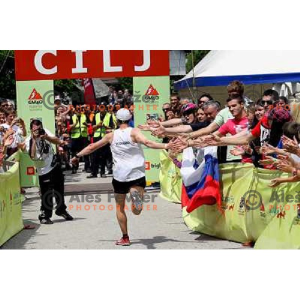 400 runners from 21 countries took part at 8th World Long Distance Mountain Running Challenge in Slovenia on June 18, 2011. Start in Petrovo Brdo, finish in Podbrdo, 37.5 km with total of 5300 meters of climbs and descents 