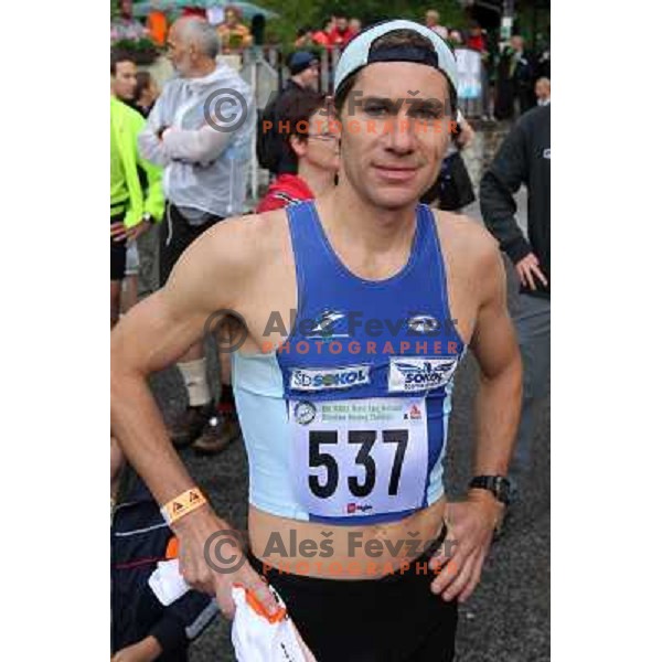 400 runners from 21 countries took part at 8th World Long Distance Mountain Running Challenge in Slovenia on June 18, 2011. Start in Petrovo Brdo, finish in Podbrdo, 37.5 km with total of 5300 meters of climbs and descents 