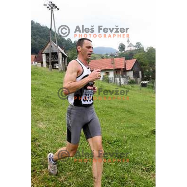400 runners from 21 countries took part at 8th World Long Distance Mountain Running Challenge in Slovenia on June 18, 2011. Start in Petrovo Brdo, finish in Podbrdo, 37.5 km with total of 5300 meters of climbs and descents 
