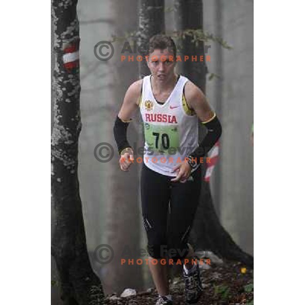 400 runners from 21 countries took part at 8th World Long Distance Mountain Running Challenge in Slovenia on June 18, 2011. Start in Petrovo Brdo, finish in Podbrdo, 37.5 km with total of 5300 meters of climbs and descents 