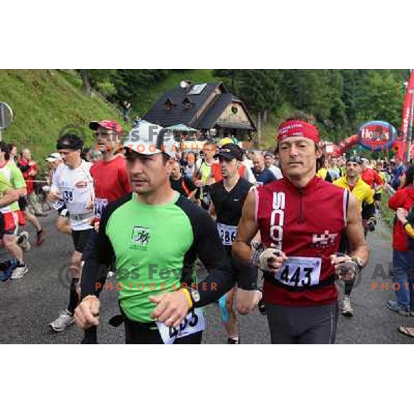 400 runners from 21 countries took part at 8th World Long Distance Mountain Running Challenge in Slovenia on June 18, 2011. Start in Petrovo Brdo, finish in Podbrdo, 37.5 km with total of 5300 meters of climbs and descents 