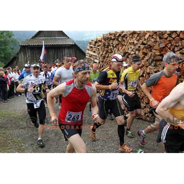 400 runners from 21 countries took part at 8th World Long Distance Mountain Running Challenge in Slovenia on June 18, 2011. Start in Petrovo Brdo, finish in Podbrdo, 37.5 km with total of 5300 meters of climbs and descents 