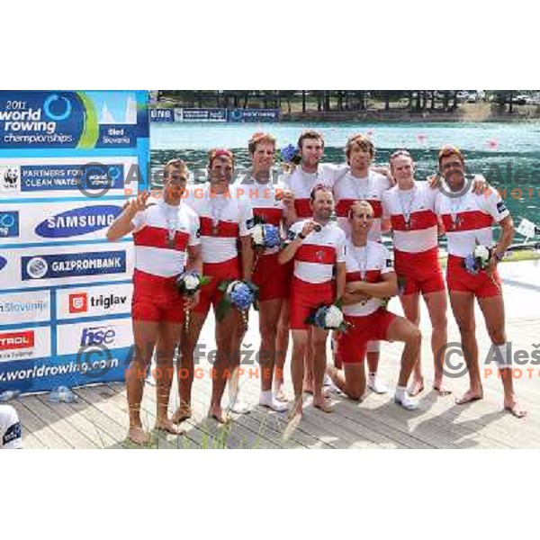 Team Canada, bronze medlists in category men\'s Eight in the Final at 2011 World Rowing Championships at Bled, Slovenia on September 1,2011 