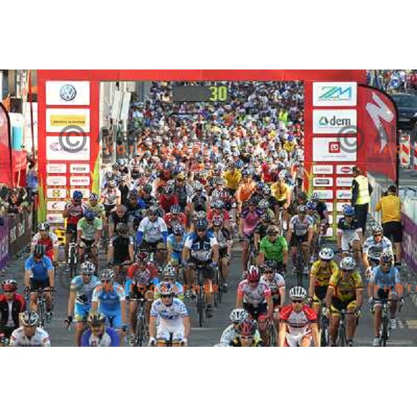 2. EKO Maraton Maribor with more than 1000 cyclists on two courses (70 km and 114 km) enjoy superb weather on roads leading from start in Maribor through Kungota- Jurij- Austria- Radlje ob Dravi- Ribnica-Lovrenc- Ruse and back to Maribor, Slovenia on Sept
