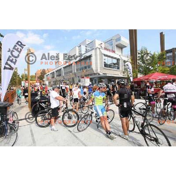 2. EKO Maraton Maribor with more than 1000 cyclists on two courses (70 km and 114 km) enjoy superb weather on roads leading from start in Maribor through Kungota- Jurij- Austria- Radlje ob Dravi- Ribnica-Lovrenc- Ruse and back to Maribor, Slovenia on Sept
