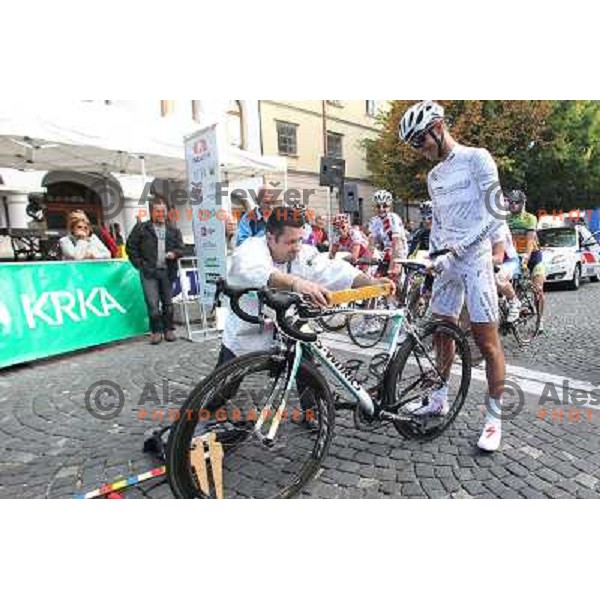 Gorazd Stangelj of Slovenia finished his professional cycling carrier winning the race in front of his fans in Novo Mesto, Slovenia on October 9, 2011. In past 20 years he was racing for Krka, Moblivetta,Liquigas, Fassa Bortolo,Saeco, Lampre and Astana. 
