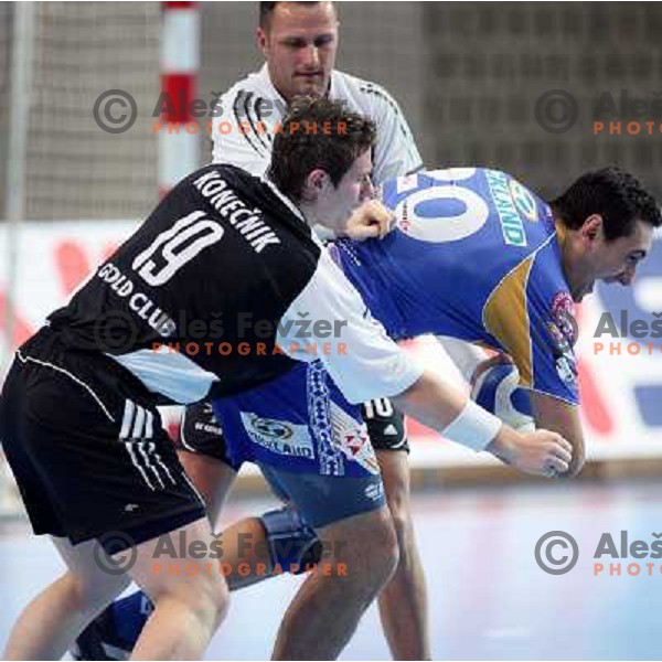 Konecnik and Sokolov try to stop Perez