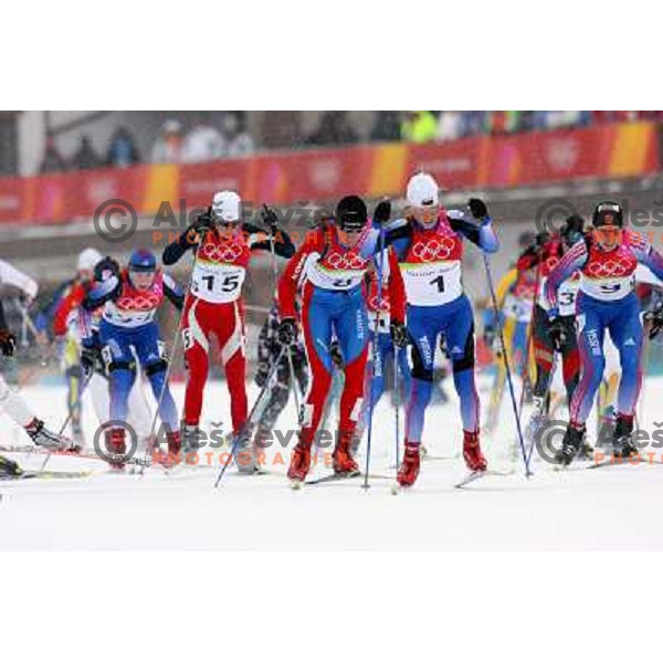 Julija Tchepalova (1) in front of Petra Majdic (8)