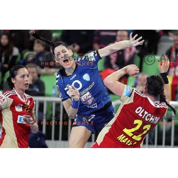 Alja Koren of RK Krim Mercator in action during handball match RK Krim Mercator (Slovenia) and C.S.Oltchim Valcea (Romunia) in second phase of EHF Women\'s Champions league, played in Stozice Sports Hall, Ljubljana, Slovenia on February 4, 2012 