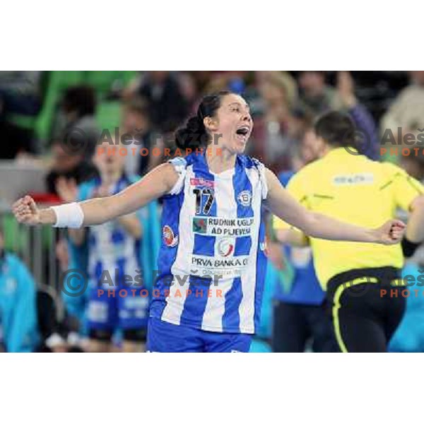 Bojana Popovic of Buducnost in action during handball match RK Krim Mercator -Buducnost Podgorica in EHF Women\'s Champions league, played in Stozice, Ljubljana, Slovenia on February 24,2012 