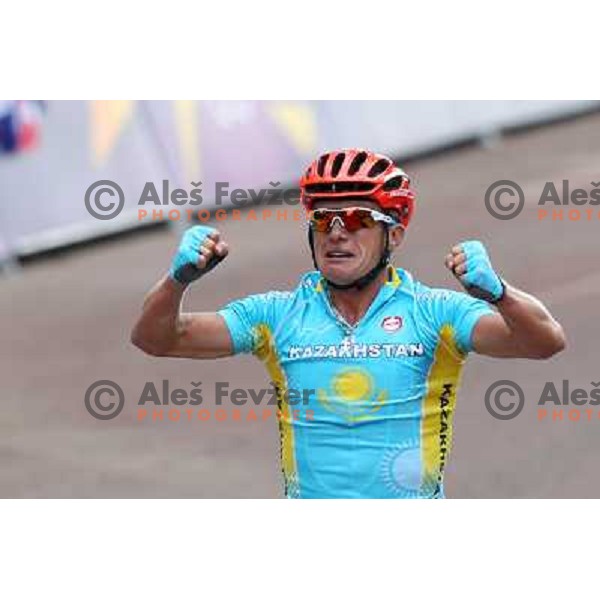 Alexandr Vinokurov of Kazakhstan, winner of the men\'s Cycling road race 249.5 km during London 2012 Summer Olympic Games, Great Britain on July 28, 2012 