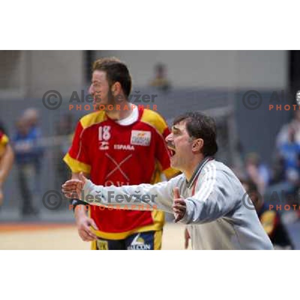 Sead Hasanefendic in action during World Handball Championship in Tunisia, February 2005