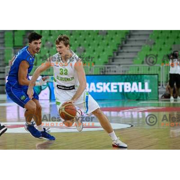 Zoran Dragic in action during basketball game Slovenia - Bosnia and Herzegovina, Adecco Cup, Stozice Arena, Ljubljana, 03.08.2012 