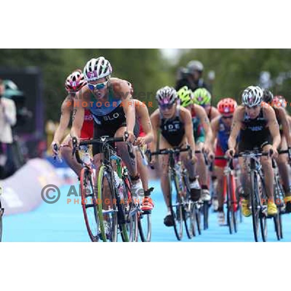 Mateja Simic of Slovenia (nr.39) competes in women\'s triathlon in Hyde Park during London 2012 Summer Olympic Games, Great Britain on August 4, 2012 