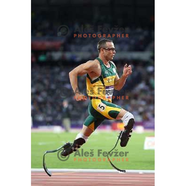Oscar Pistorius runs in semi-final of 400 meters at Olympic stadium during London 2012 Olympic games on August 5, 2012 