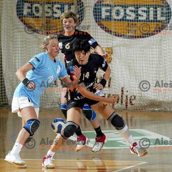 Ljudmila Bodnieva during women\'s EHF Championsleague game Krim Mercator-Dynamo Volgograd in Ljubljana, Slovenia. Krim Mercator won 41-34. Photo by Ales Fevzer