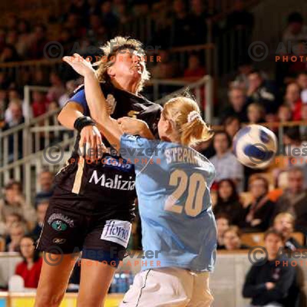 Natasa Derepasko during women\'s EHF Championsleague game Krim Mercator-Dynamo Volgograd in Ljubljana, Slovenia. Krim Mercator won 41-34. Photo by Ales Fevzer