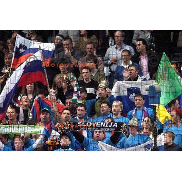 20.01.2007 - Wetzlar - Handball World Championship - Kuwait-Slovenia Slovenian Fans