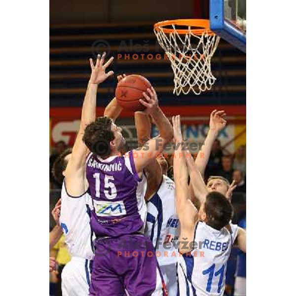 Elvis Sarkinovic of Maribor Messer in action during basketball match Helios Domzale-Maribor Messer in round 7 of Telemach league, played in Domzale Sports Hall, Slovenia on December1, 2012 