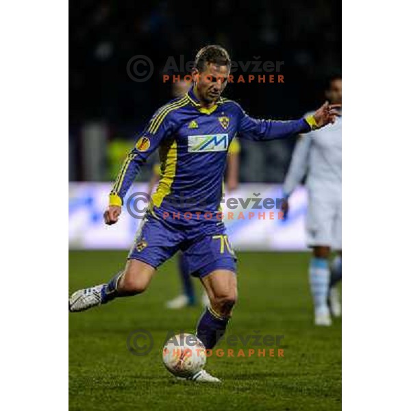 Ales Mertelj of Nk Maribor in action during football match Maribor - Lazio, UEFA Europa league 2012-2013 Group Stage, Ljudski Vrt, Maribor, 06.12.2012 