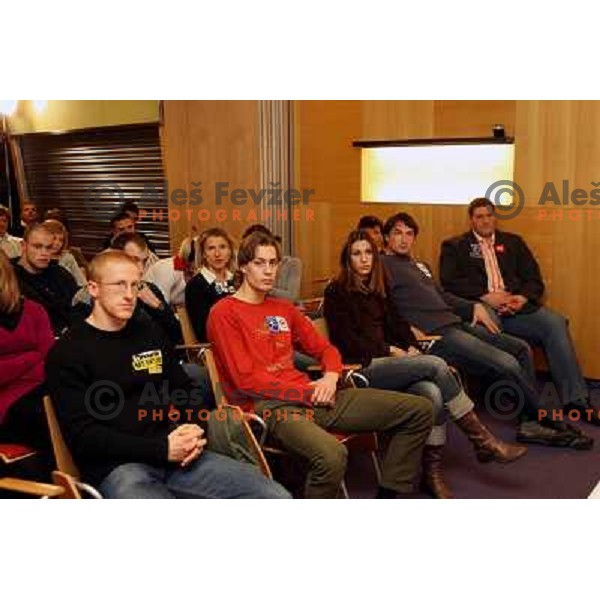 Osovnikar, Prezelj, Sestak,Kozmus and Vodovnik (front row left ro right)