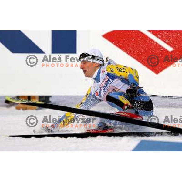 Zoja Obiukh from Ukraine crashed at Women\'s Sprint Relay race at FIS Nordic World SKI Championships 2007 in Sapporo, Japan