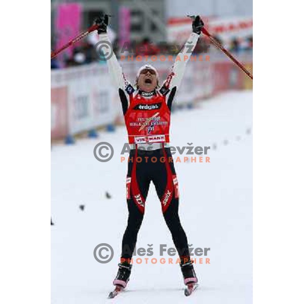 Katerina Neumannova at Cross-country Ladies 10 km free at FIS Nordic Ski WC Sapporo, Hokaido, Japan