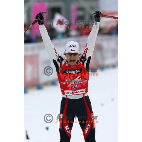 Katerina Neumannova at Cross-country Ladies 10 km free at FIS Nordic Ski WC Sapporo, Hokaido, Japan