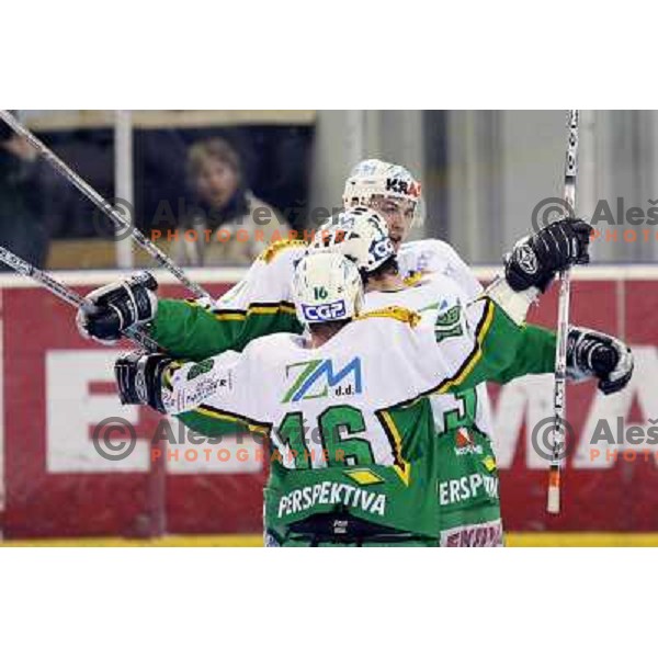 Music Ales (16) ,Ciglenecki celebrate second goal