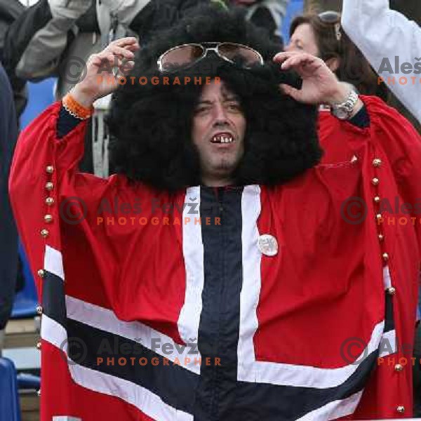 Norway fan in final round of e-on ruhrgas FIS World cup in Ski jumping in Planica 23.2.2007, Slovenia
