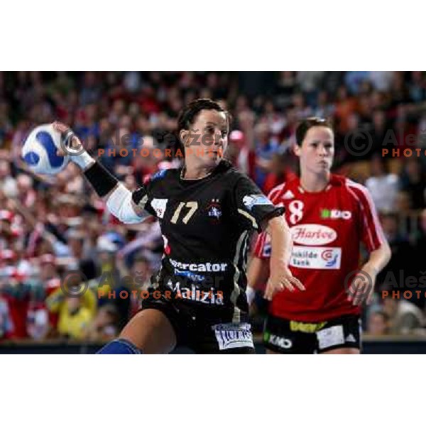 Tanja Oder at quarter-final of Womens Championsleague Krim Mercator-Slagelse.Match was played in Ljubljana, Slovenia. Slagelse won 28:26 and advanced to semi-final.