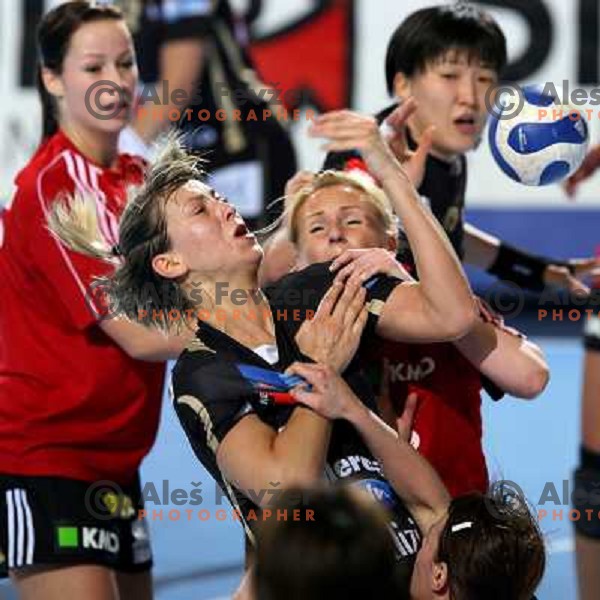 Vergeljuk at quarter-final of Womens Championsleague Krim Mercator-Slagelse.Match was played in Ljubljana, Slovenia. Slagelse won 28:26 and advanced to semi-final.