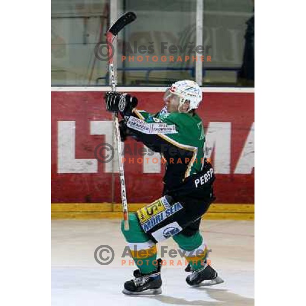 Ales Music scores at fifth game ZM Olimpija- BR Slavija in Slovenian Ice-Hockey National Finals. ZM Olimpija won after shot-out, won the series 4:1 and became Slovenian Champion