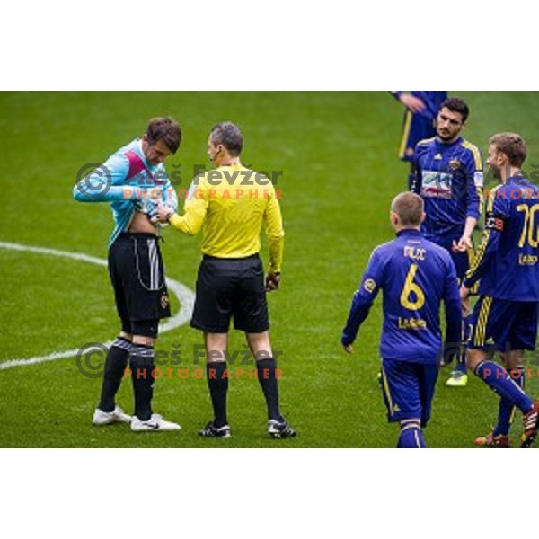 Jasmin Handanovic in action during football match Olimpija - Maribor, Round 4 of Prvaliga Telekom 2013-14 , Stozice , Ljubljana, 02.03.2014