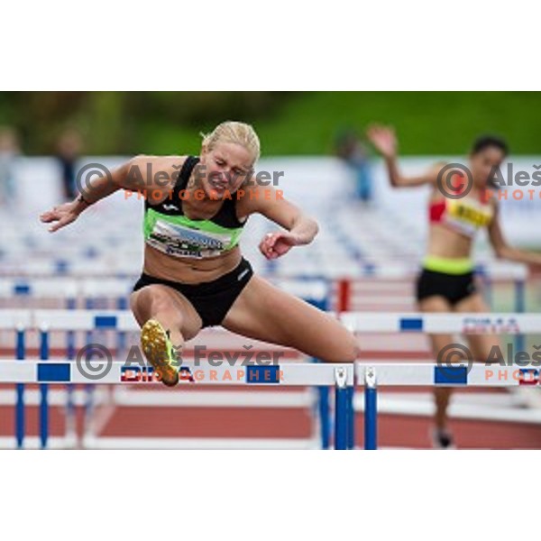 Marina Tomic in action during Balkanation, the Balkan Team Athletics championship, Ljubljana, 20.09.2014