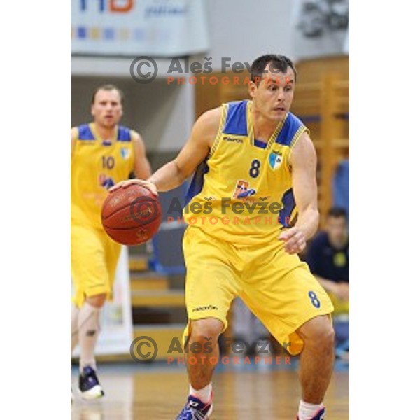 Dario Krejic of Sencur GGD in action during Telemach league basketball match Sencur Gorenjska gradbena druzba-Hopsi Polzela, played in Sencur, Slovenia on November 8, 2014