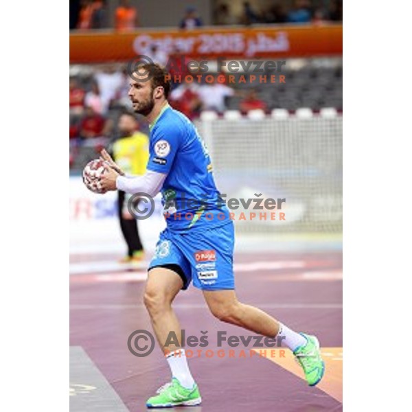 Uros Zorman of Slovenia in action during Preliminary Group A match Slovenia-Chile at Qatar 2015 World Handball championships in Al Saad Sport Arena, Doha on January 16, 2015