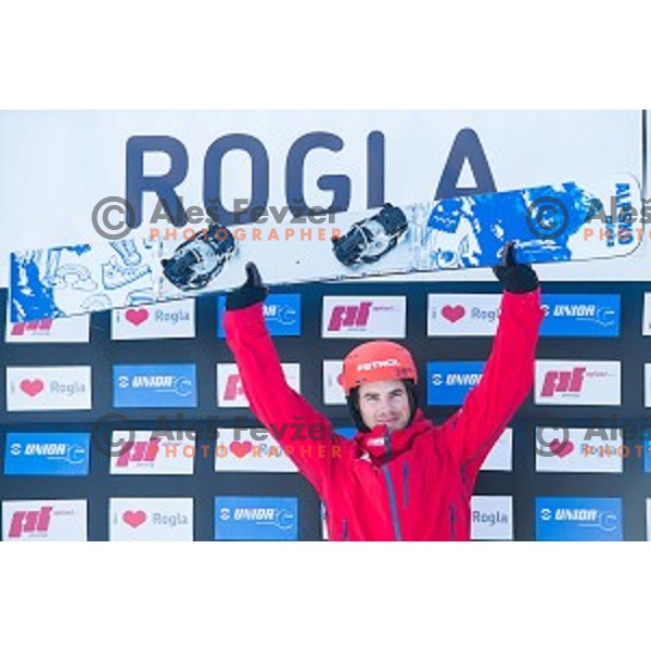 Zan Kosir (SLO) in action during snowboard match of FIS Snowboard WC Parallel Gaint Slalom Rogla 2015, Rogla, Slovenia, on January 31, 2015
