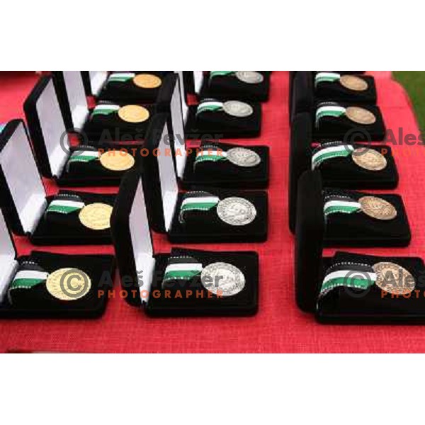 Medals for winners at European Senior Team Championship, played at Kings golf course at Bled, Slovenia 18.8.2007.Photo by Ales Fevzer 