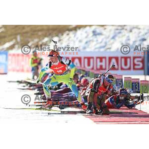 Klemen Bauer during BMW IBU World Cup Biathlon Men Pursuit 12.5km at Pokljuka, Slovenia on December 19, 2015