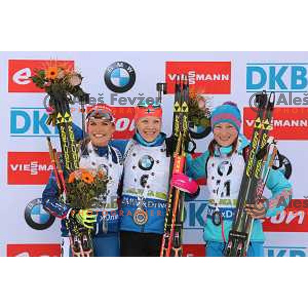 Gabriela Soukalova, Kaisa Makarainen, Olga Podchufarova during BMW IBU World Cup Biathlon Women Mass Start 12.5km at Pokljuka, Slovenia on December 20, 2015