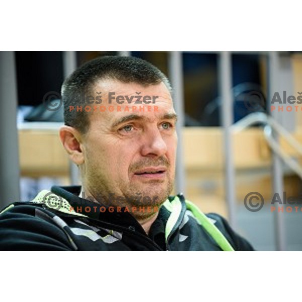 Uros Sterbec in action during friendly handball match between Slovenia - Croatia, Bonifika, Koper, 09.01.2016