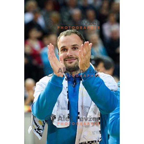 Uros Zorman in action during friendly handball match between Slovenia - Croatia, Bonifika, Koper, 09.01.2016