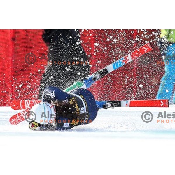 Federica Brignone crashes in first run of FIS Audi World Cup Alpine skiing Giant Slalom for 52 Golden Fox - Zlata Lisica in Maribor, Slovenia on January 30, 2016
