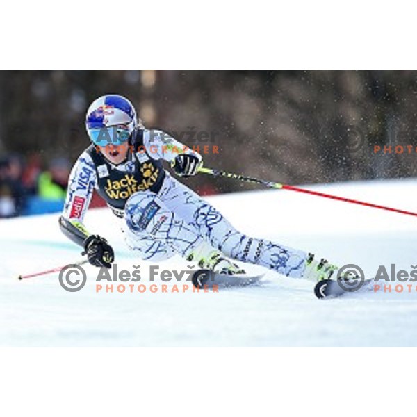 Lindsey Vonn (USA) skiing in first run of FIS Audi World Cup Alpine skiing Giant Slalom for 52 Golden Fox - Zlata Lisica in Maribor, Slovenia on January 30, 2016