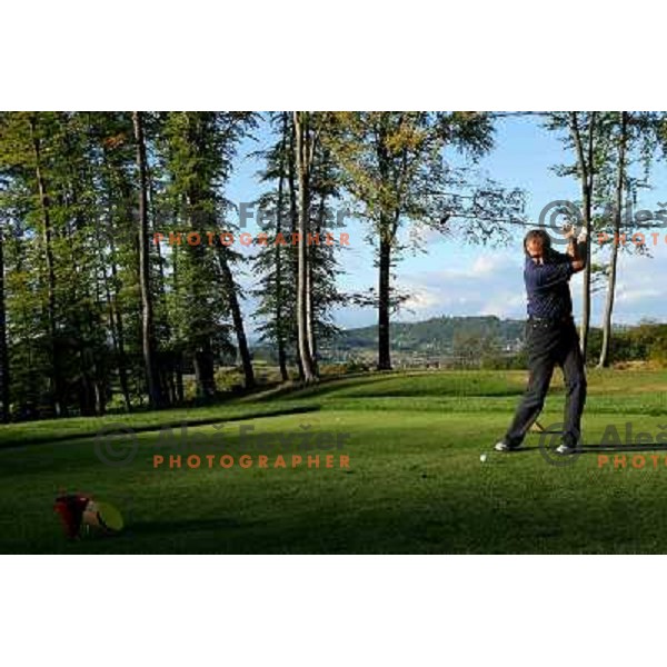 Tee box hole 9 
