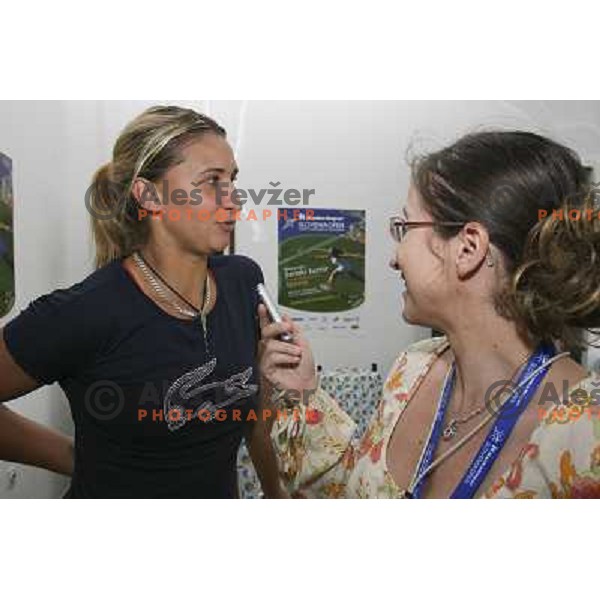Golovin Tatiana with Metka Glas (PRESS office) Portoroz, 15.09.2007; 1. Qualifing round for the Banka Koper Slovenia Open - WTA tournament. 