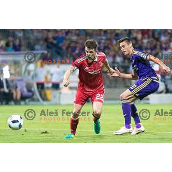 Ryan Jack of Aberdeen vs Gregor Bajde of Maribor in action during football match between Maribor and Aberdeen, 3rd qualifying round of UEFA Europa League 2016/17, played in Ljudski vrt, Maribor, Slovenia on August 4, 2016