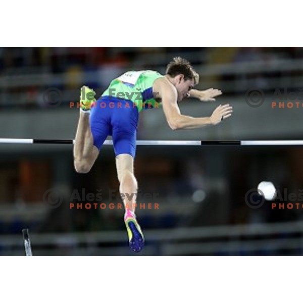 Robert Renner of Slovenia in pole vault qualification at Olympic Stadium during Rio de Janeiro 2016 Olympic games , Brazil on August 13 , 2016